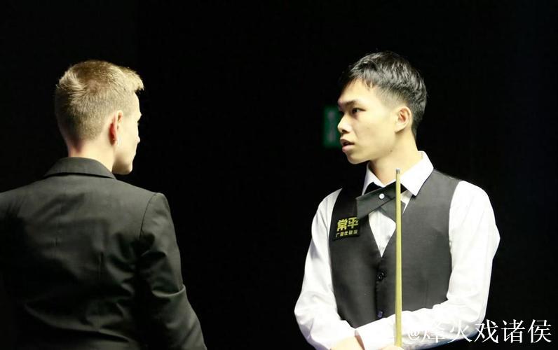 塞尔比4-3险胜刘宏宇 晋级斯诺克英国公开赛32强 塞尔比4-3险胜刘宏宇 晋级斯诺克英国公开赛32强